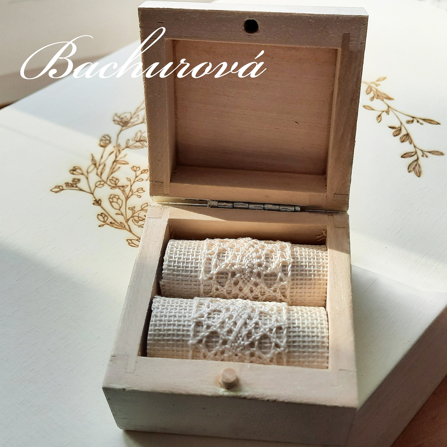 Krabička na snubní prsteny_bílá